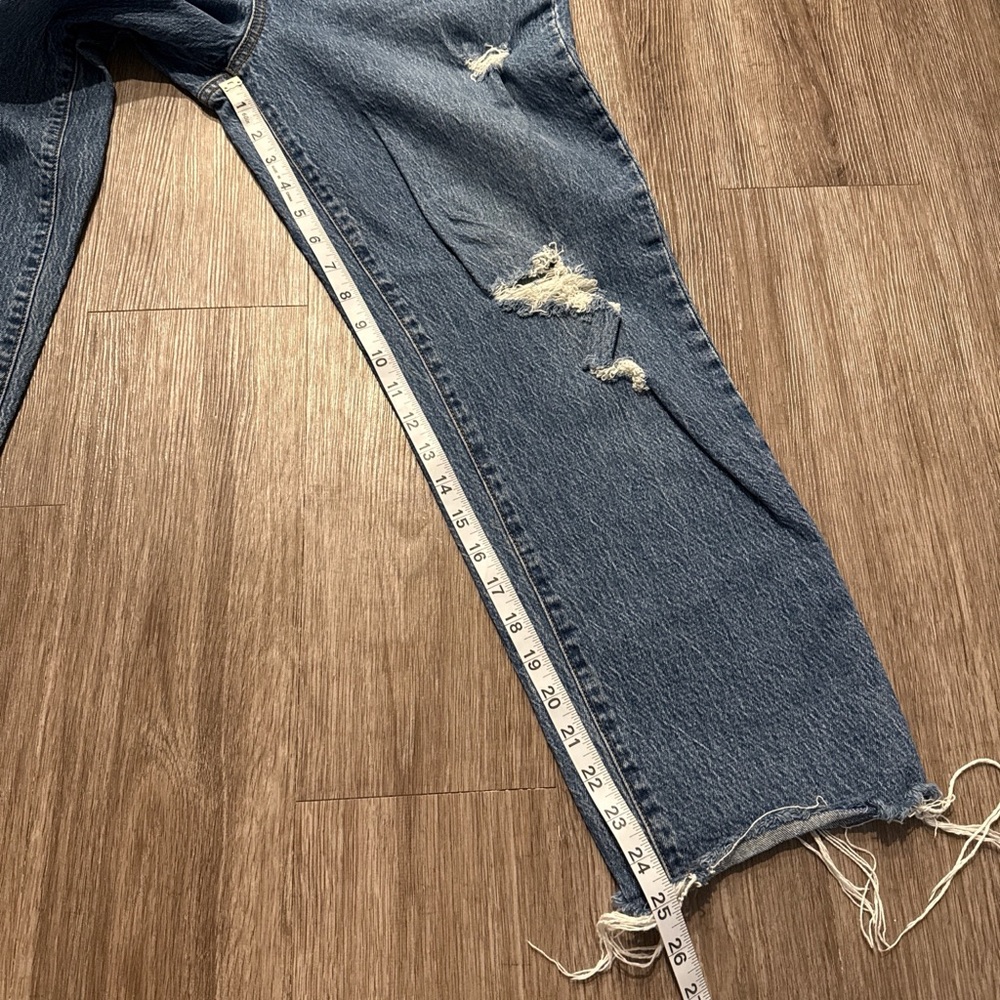 Universal Thread Blue Denim Jeans - Picture 6 of 7